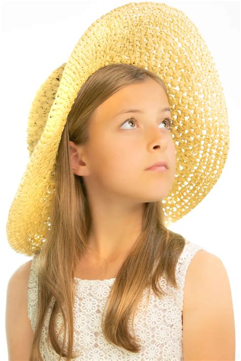 girl in sun hat | Smithsonian Photo Contest | Smithsonian Magazine