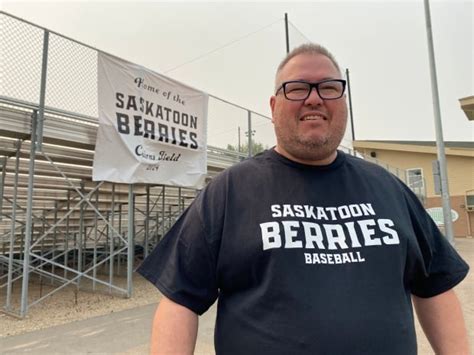 Saskatoon Berries baseball team logo is a dream come true for graphic designer | CBC News