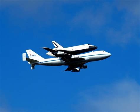 "Intrepid" Space Shuttle Enterprise Fly-over Manhattan, Ne… | Flickr