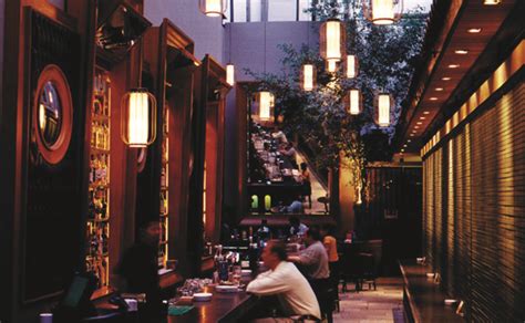 Alley bar in Singapore | Night city, Singapore bar, Asia city