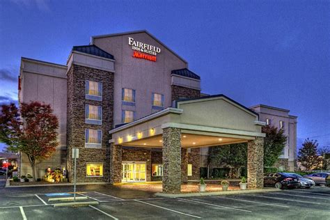 Fairfield Inn & Suites by Marriott Murfreesboro - ReservationDesk.com