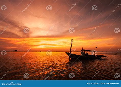 Silhouette of fishing boat stock photo. Image of boat - 47027086