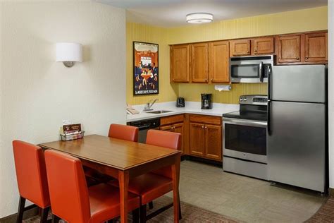 RESIDENCE INN HOUSTON DOWNTOWN/CONVENTION CENTER $134 ($̶1̶5̶5̶) - Updated 2023 Prices & Hotel ...