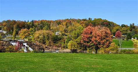 Adirondack Fall Guide: Find Views of the Foliage, Fall Events & More