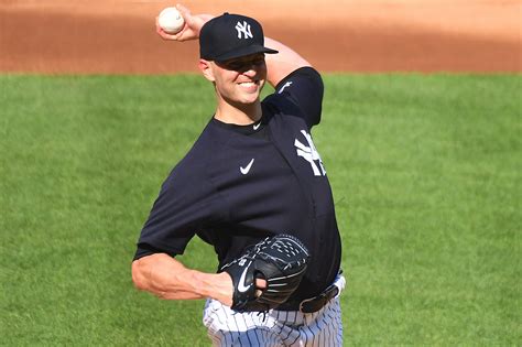 Yankees' J.A. Happ negotiation puts both sides in tricky spot