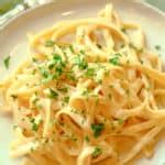 Easy Alfredo Sauce Recipe in 10 Minutes | It Is a Keeper