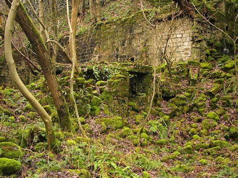 Remains of Spa Hole Mill, Jumble Hole... © Phil Champion cc-by-sa/2.0 :: Geograph Britain and ...