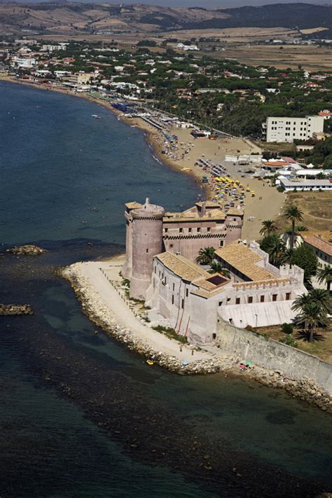 Castle of Palo in Ladispoli - Castello di Palo - Life in Italy