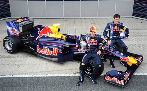 Red Bull Formula 1 Team - Sebastian Vettel & Mark Webber | Red bull f1, Red bull racing, Red ...