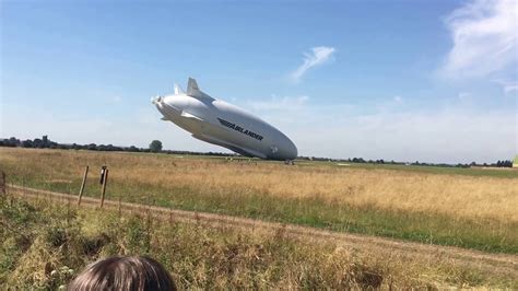 Airship crash, Airlander 10 crashing into the ground cardington shed ...