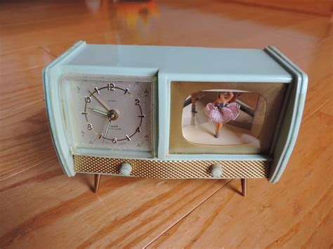 Vtg Florn Retro Alarm Clock Ballerina Music Box Bleu Danube | Retro ...