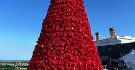 Christmas at the Titanic Museum Attraction | Explore Branson