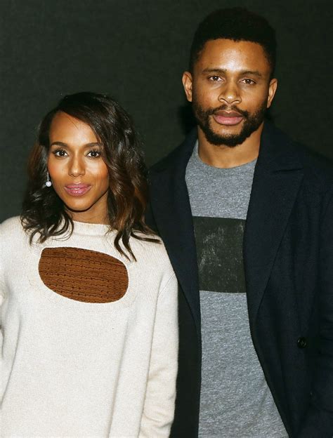 Kerry Washington Makes a Rare Public Appearance with Husband Nnamdi Asomugha Celebrity Couples ...