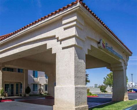 COMFORT INN & SUITES - Updated 2019 Prices, Hotel Reviews, and Photos (Lancaster, CA) - TripAdvisor