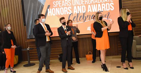 Spears Business recognizes students, faculty | Oklahoma State University