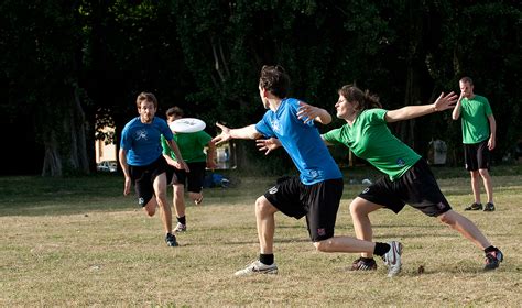 Ultimate frisbee - SUN - Sports Universitaires - SUN – Sports Universitaires