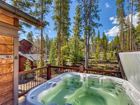 6 Breathtaking Colorado Vacation Cabin Rentals with Hot Tubs | Vacasa