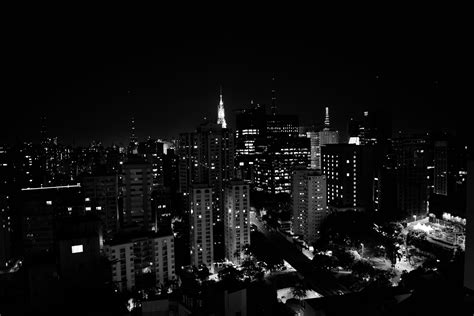 City Night Wallpaper Black And White