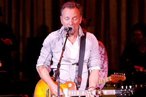 Bruce Springsteen heads to Broadway this fall