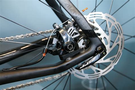 Rever brings flat mount to their dual piston mechanical disc brakes ...