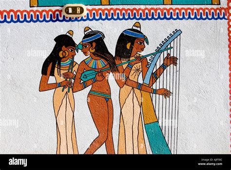 Ancient Egyptian Music Stock Photos & Ancient Egyptian Music Stock Images - Page 3 - Alamy