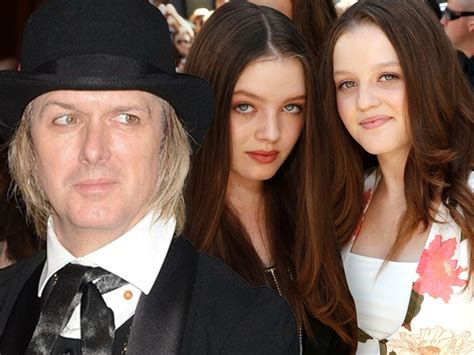 Lisa Marie Presley's Ex-Husband Michael Lockwood Wants to Rep Twins in ...