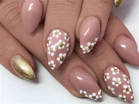 Flower Nail Art Design How To DIY | Makeup.com