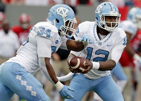 Tar Heels Football Adopts a Winning Pattern (It Has Diamonds) - The New York Times