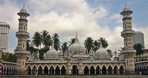 Deretan Masjid Cantik di Malaysia, Nomor 1 Berusia Seabad Lebih : Okezone Muslim