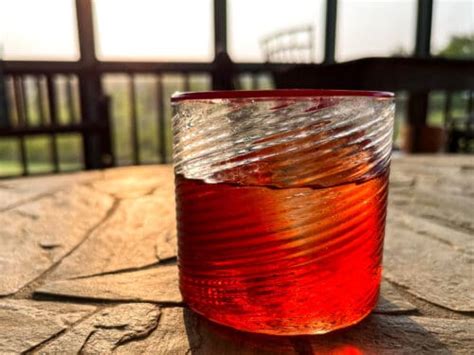 How To Make A Campari Negroni - Recipe + How To Serve It - Eating Around Italy