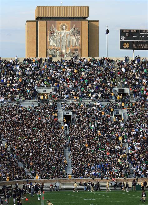 Notre dame football stadium – Artofit