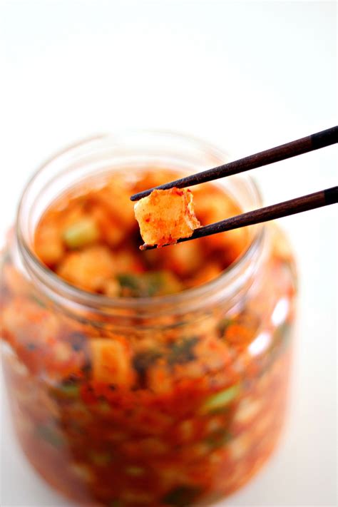 Easy Korean Radish Kimchi Recipe (Spicy Kkakdugi) | Recipe | Kimchi ...