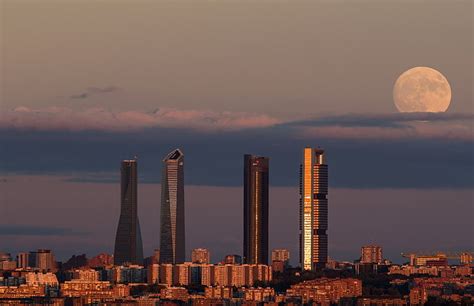 Online crop | HD wallpaper: madrid, sky, architecture, built structure ...