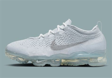 Giới thiệu Nike VaporMax Flyknit 2023 "Pure Platinum" cho nam: Ngày phát hành và hình ảnh chính thức