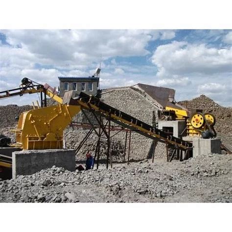 BPA Engineering Mildsteel Stone Crusher Plant, Capacity: 200-250 Ton ...