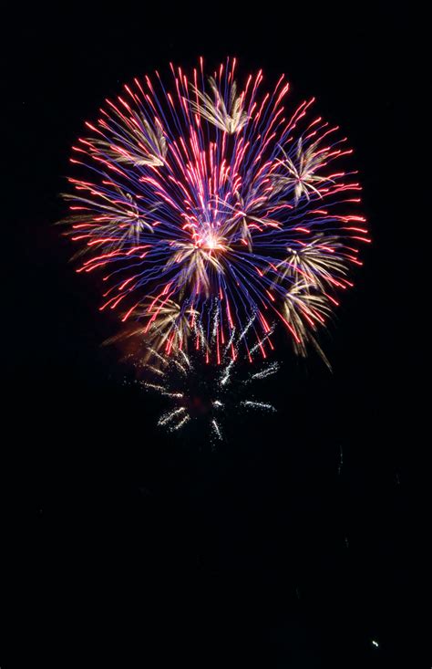 Fireworks light up the night | Local News Stories | capjournal.com