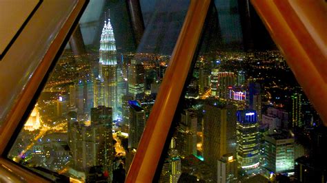 Kuala Lumpur Tower, Golden Triangle holiday accommodation: holiday ...