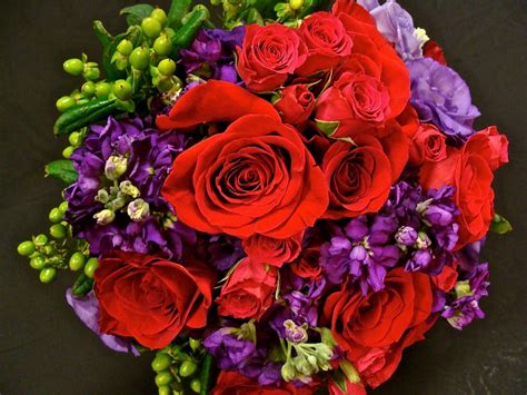 red & purple | Purple stock, Bridal flowers, Rose