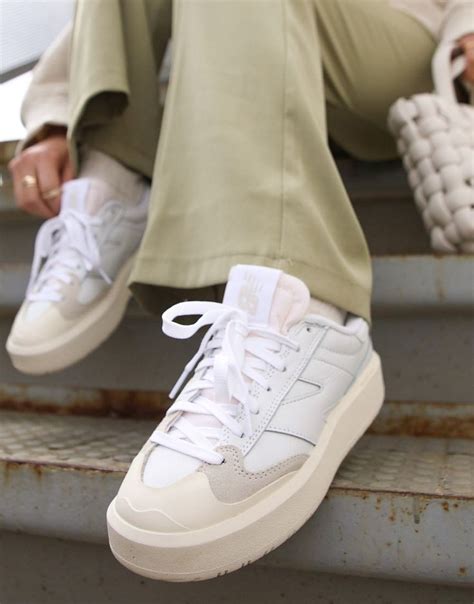 New Balance CT302 platform sneakers in white | ASOS | Sneakers fashion ...