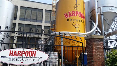 2015 BEER DISCOVERY TOUR: Harpoon Brewing, Boston, MA (July 5th, Brewery Stop #28) - FOAMOLOGY