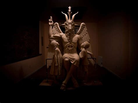 Satanic Temple unveils controversial Baphomet sculpture to cheers of 'Hail Satan' | The Independent