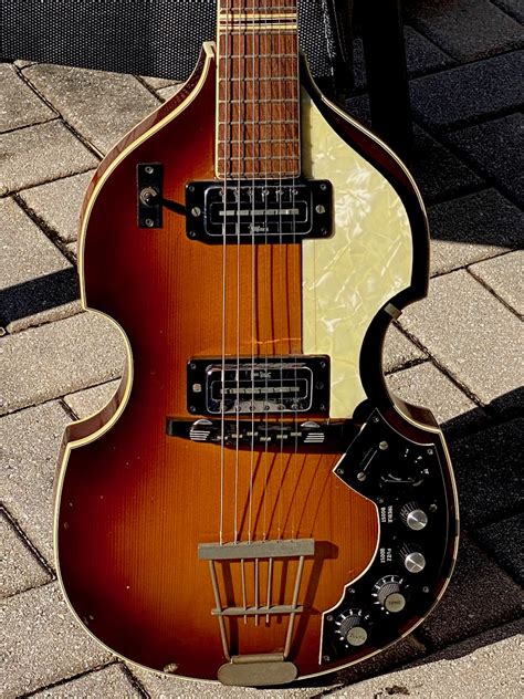 Hofner Guitars 459TZ BEATLE VIOLIN GUITAR 1968 Sunburst Finish Guitar For Sale Guitarbroker