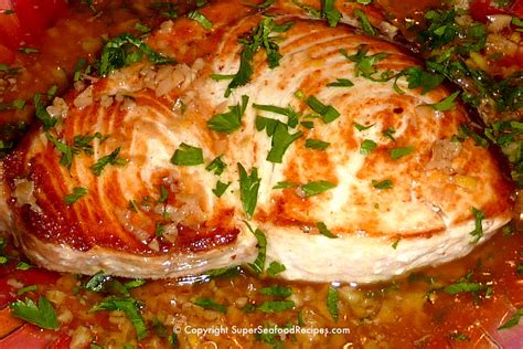 Super Seafood Recipes gives you easy and healthy shellfish and fish recipes to make in your home ...