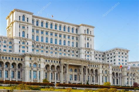 Architecture of Bucharest, Romania — Stock Photo © Siempreverde #34981823