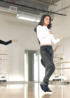 Selena Gomez – New Pantene Commercial – GotCeleb