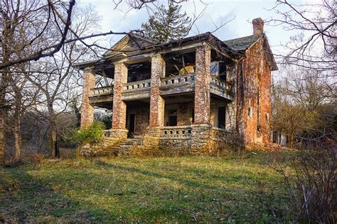 The 25+ best Abandoned plantations ideas on Pinterest | Abandoned ...