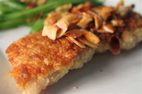 Domestic Divas Blog: Panko-Crusted Pacific Rock Fish with Slivered Almonds (Gluten Free)