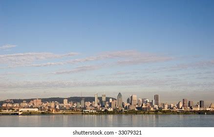 Montreal Skyline Stock Photo 33079321 | Shutterstock