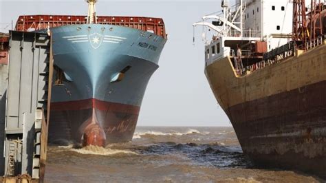 Danish Regulators Examine Maersk's Shipbreaking History