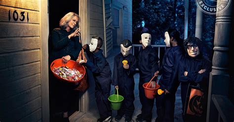 Halloween star Jamie Lee Curtis' EW cover shoot: See the photos | EW.com